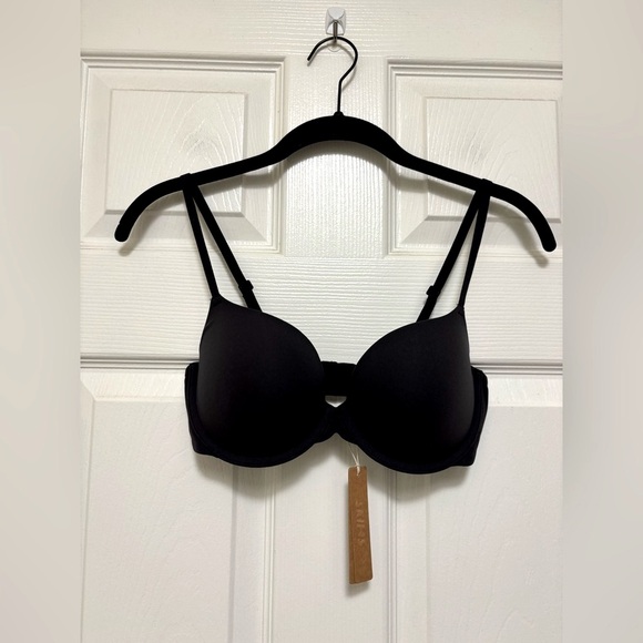 NWT SKIMS Fits Everybody Push Up Demi Bra in Onyx - Picture 5 of 9
